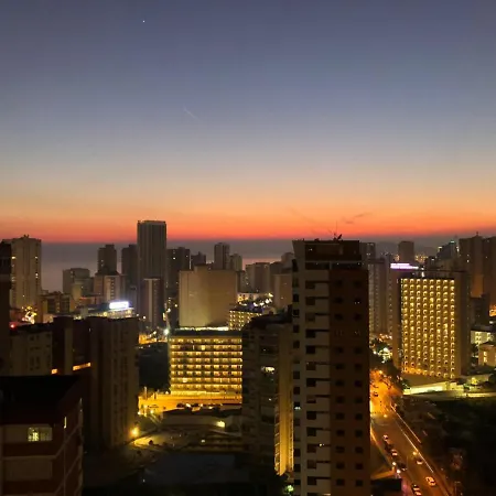 公寓 Sunshine Apartament *