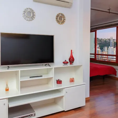 アパート Sunshine Apartament ベニドルム
