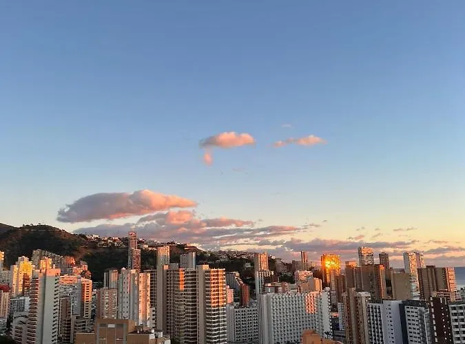 Sunshine Apartament بينايدورم